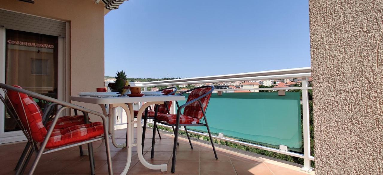 Apartment Dea Trogir Exterior foto