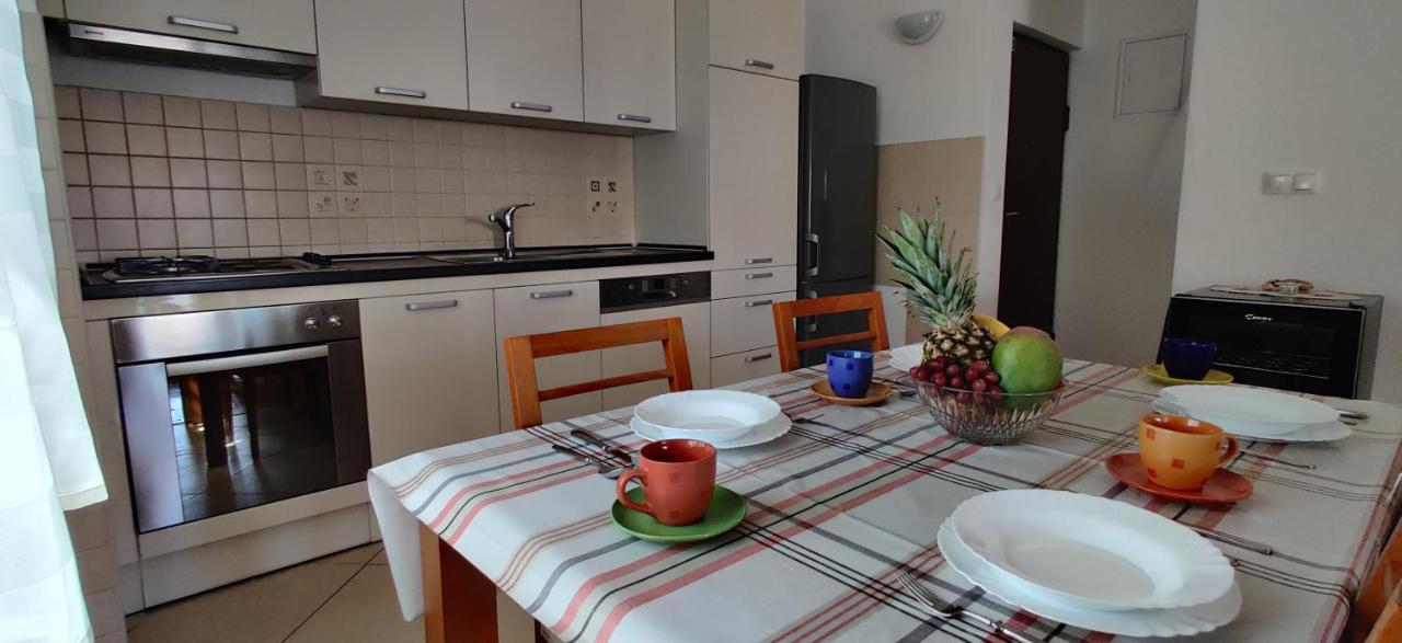 Apartment Dea Trogir Exterior foto